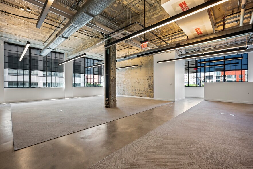 525 Vine St, Winston-Salem, NC à louer - Photo de l’immeuble – Image 2 sur 9