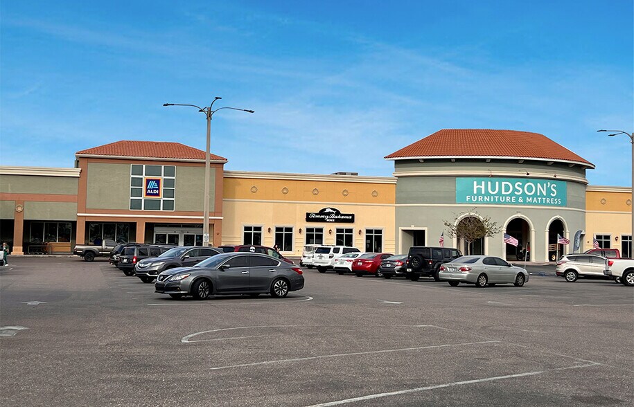 4550 Mainlands Blvd, Pinellas Park, FL à vendre - Photo de l’immeuble – Image 2 sur 2