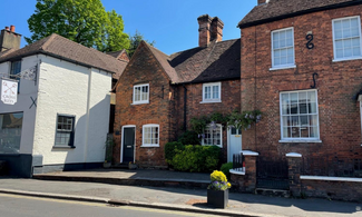 Plus de détails pour 16 Wycombe End, Beaconsfield - Bureau à louer