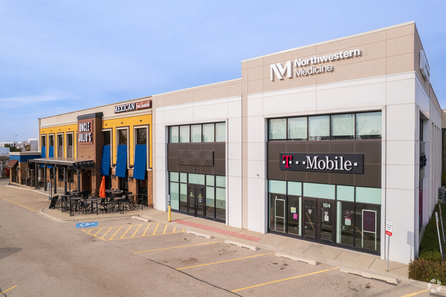 850-870 N Milwaukee Ave, Vernon Hills, IL à louer - Photo de l’immeuble – Image 2 sur 16