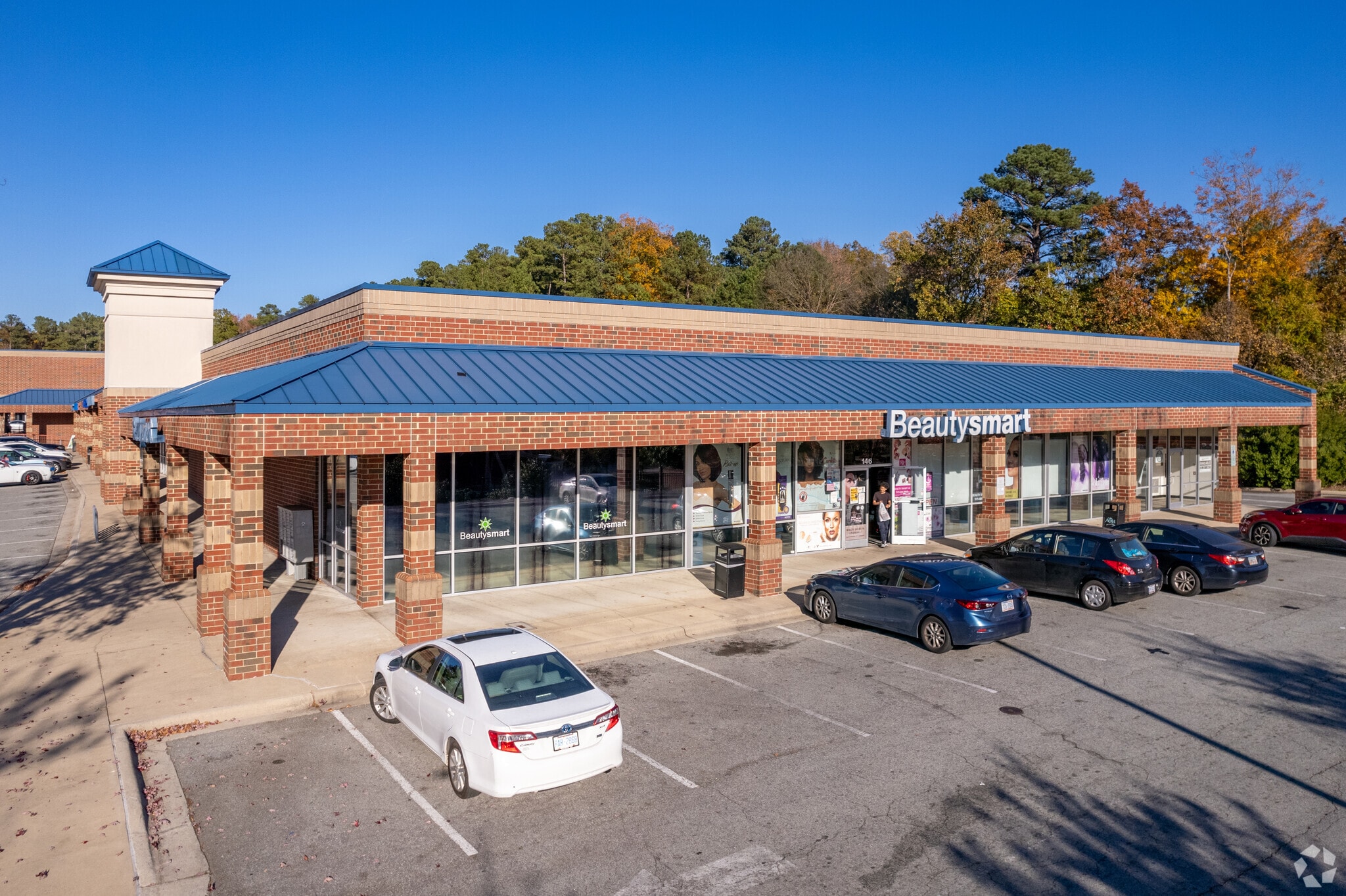 3825 S Roxboro St, Durham, NC à louer Photo de l’immeuble– Image 1 sur 1