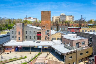 Plus de détails pour 3502 SCOTTS Ln, Philadelphia, PA - Différents types d’espaces à louer
