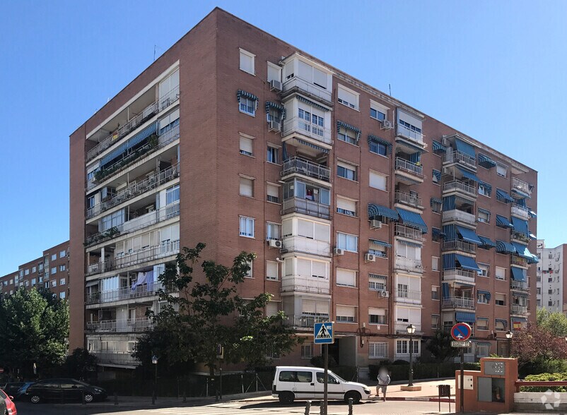 Calle Monte, 2, Alcorcón, Madrid à louer - Photo de l’immeuble – Image 2 sur 2