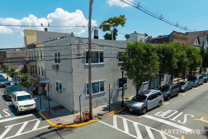 4110-4120 New York Ave, Union City, NJ à vendre - Photo de l’immeuble – Image 2 sur 5