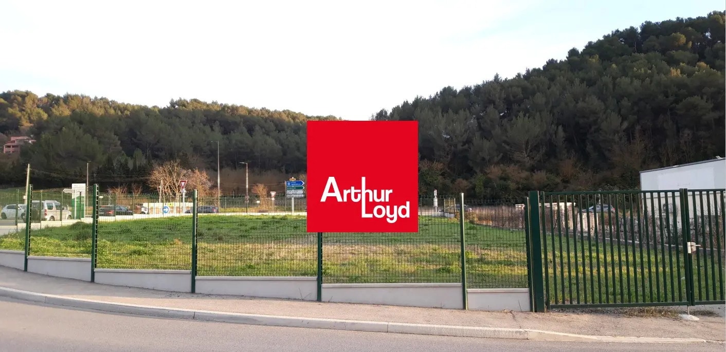 Terrain dans Auriol à louer Photo de l’immeuble– Image 1 sur 9
