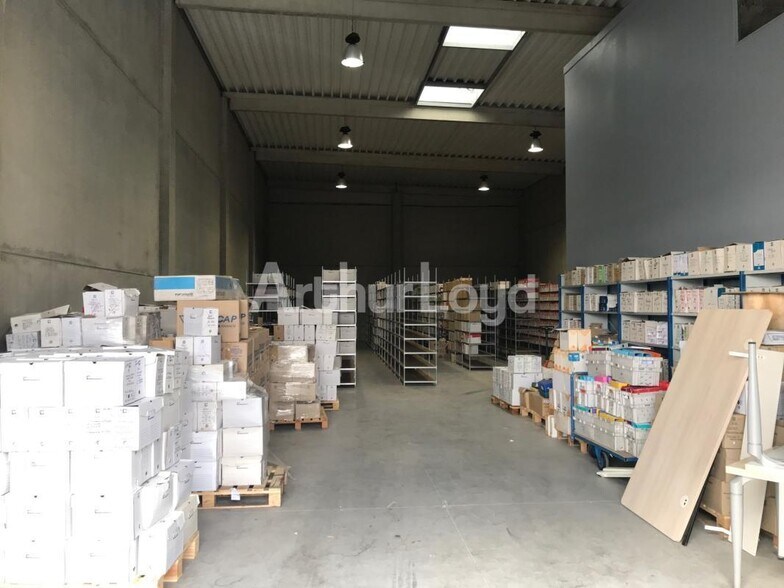 Industriel/Logistique dans La Sentinelle à vendre - Photo de l’immeuble – Image 2 sur 4