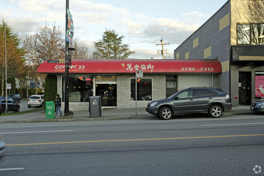 4008 Cambie St, Vancouver, BC à louer - Photo de l’immeuble – Image 2 sur 8