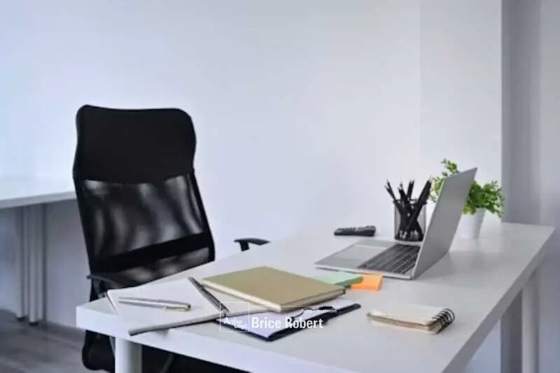 Bureau dans Lyon à louer - Photo de l’immeuble – Image 1 sur 11
