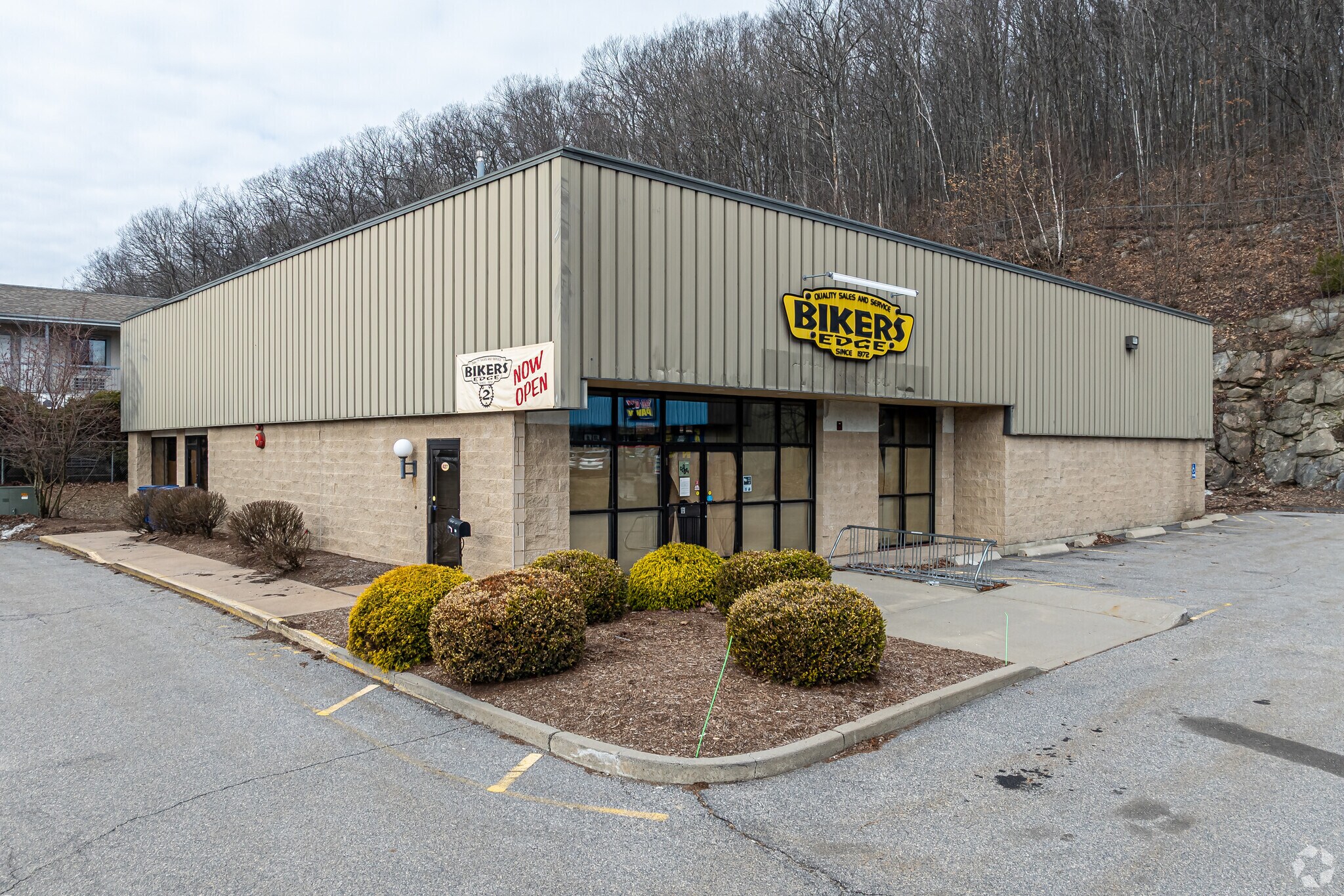 427 Winsted Rd, Torrington, CT à louer Photo principale– Image 1 sur 19