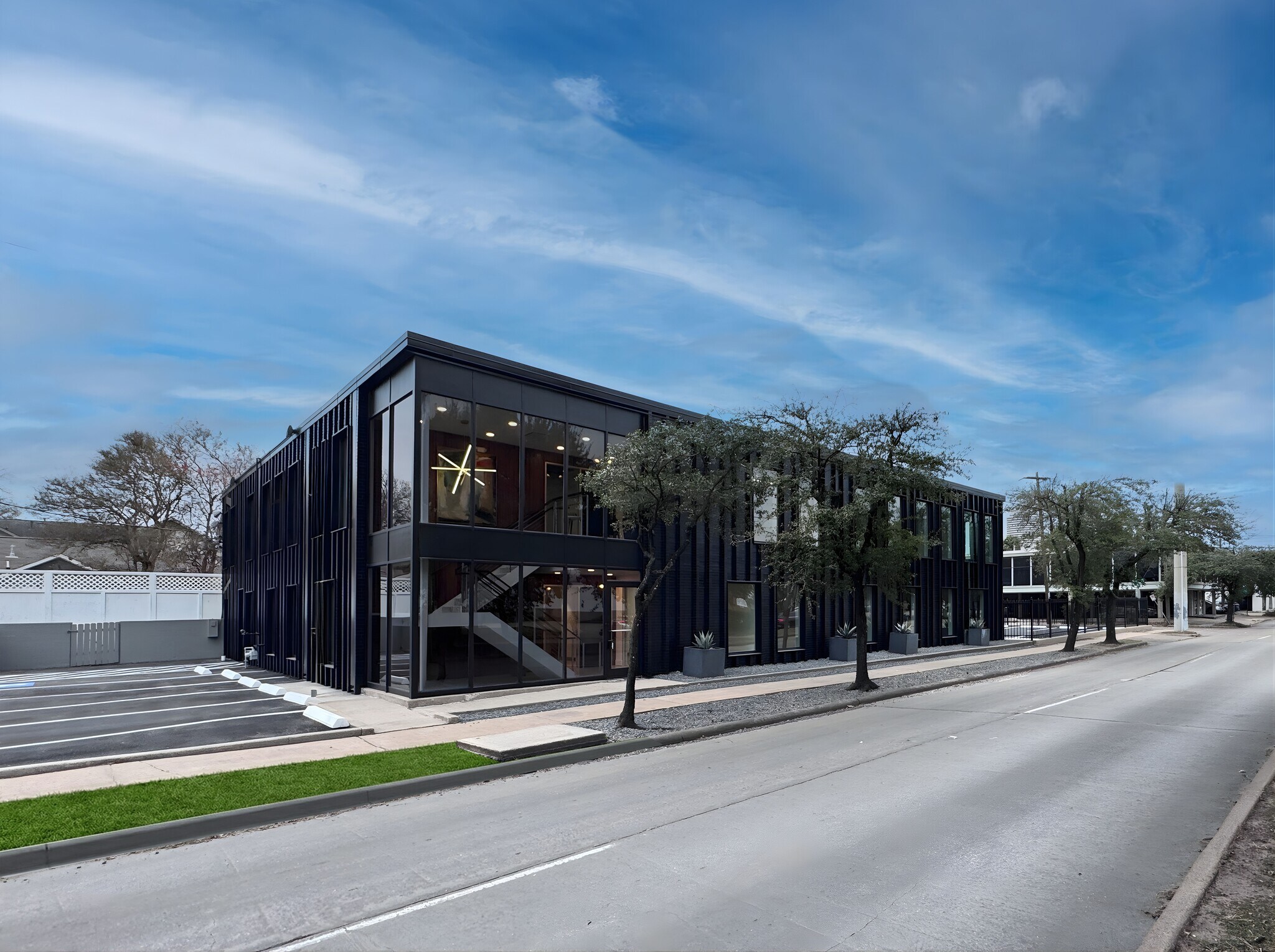 2120 Montrose Blvd, Houston, TX à louer Photo principale– Image 1 sur 10