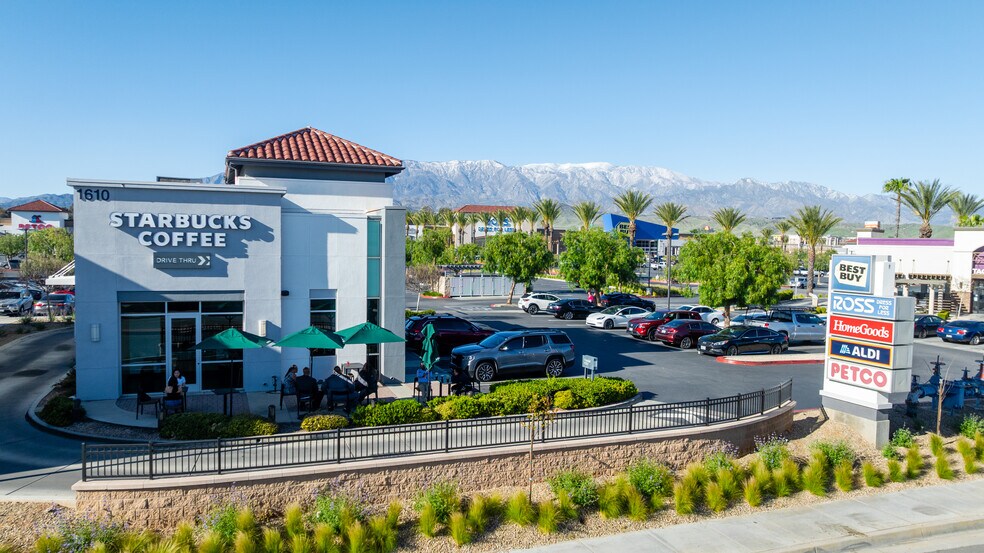 1634-1650 Highland Springs Ave, Beaumont, CA à louer - Photo de l’immeuble – Image 2 sur 8