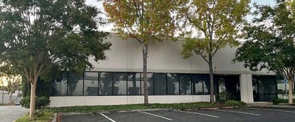 1712-1792 Little Orchard St, San Jose, CA à louer Photo de l’immeuble– Image 1 sur 2