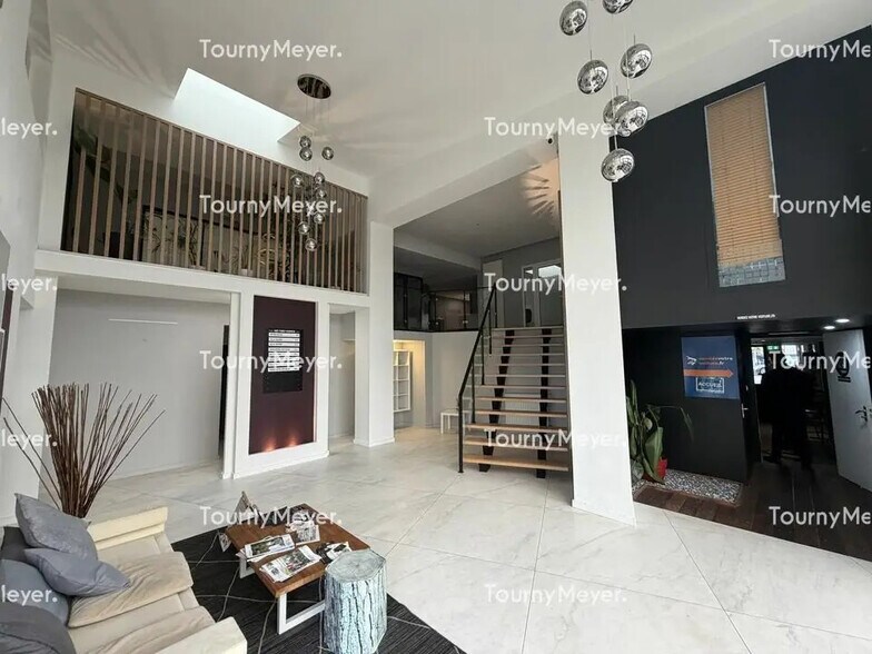 Local d’activités dans Vezin-le-Coquet à louer - Photo intérieure – Image 3 sur 5