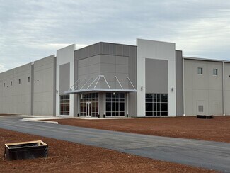 Plus de détails pour 740 Beaver Creek Dr, Martinsville, VA - Industriel/Logistique à louer