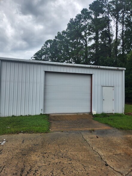 550 Young Ln, Brunswick, GA à louer - Photo de l’immeuble – Image 1 sur 1