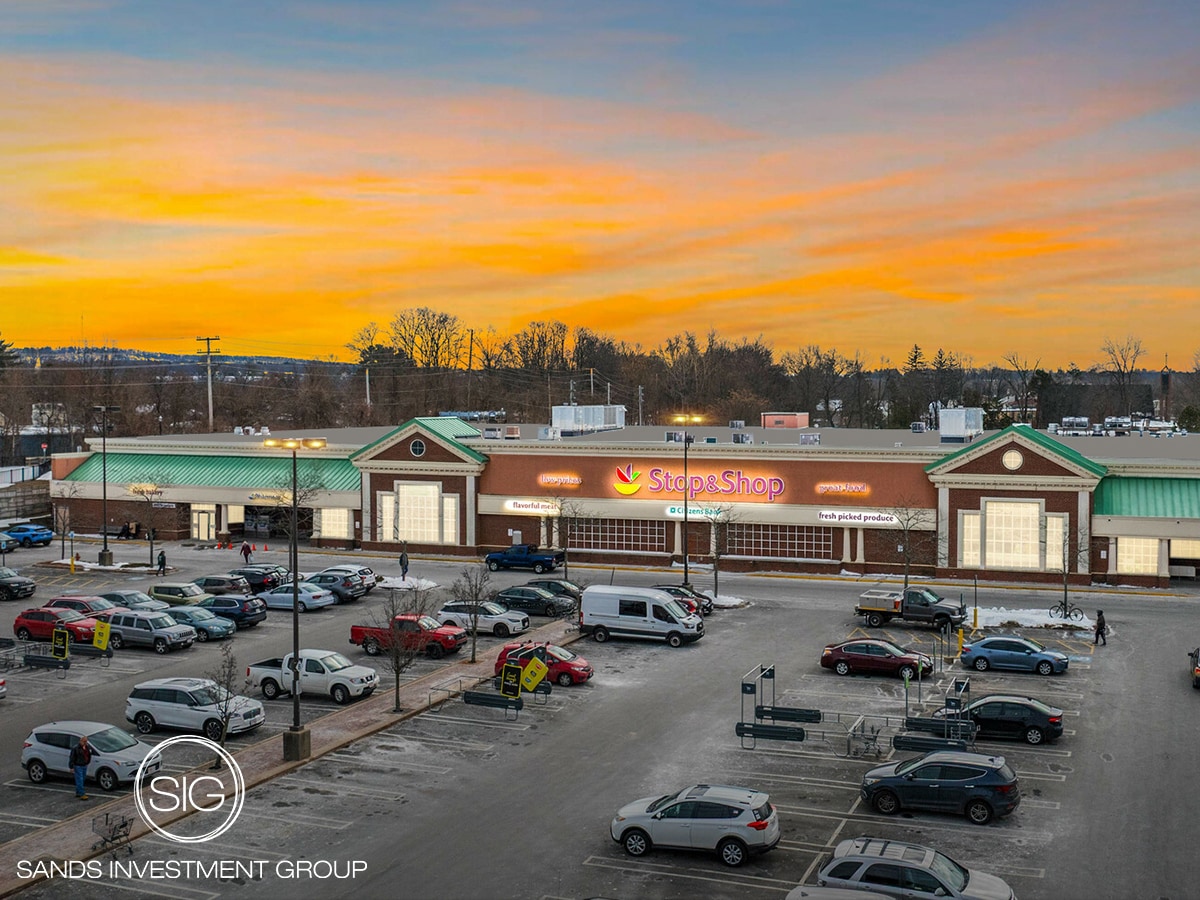 57 Main St, Westfield, MA à vendre Photo principale– Image 1 sur 6