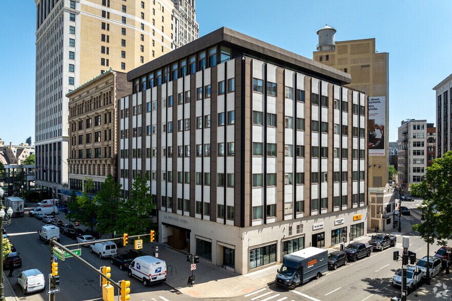 1514 Washington Blvd, Detroit, MI à louer - Photo principale – Image 1 sur 15