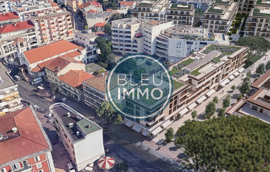 Local commercial dans Cagnes-sur-Mer à louer - Photo de l’immeuble – Image 3 sur 4