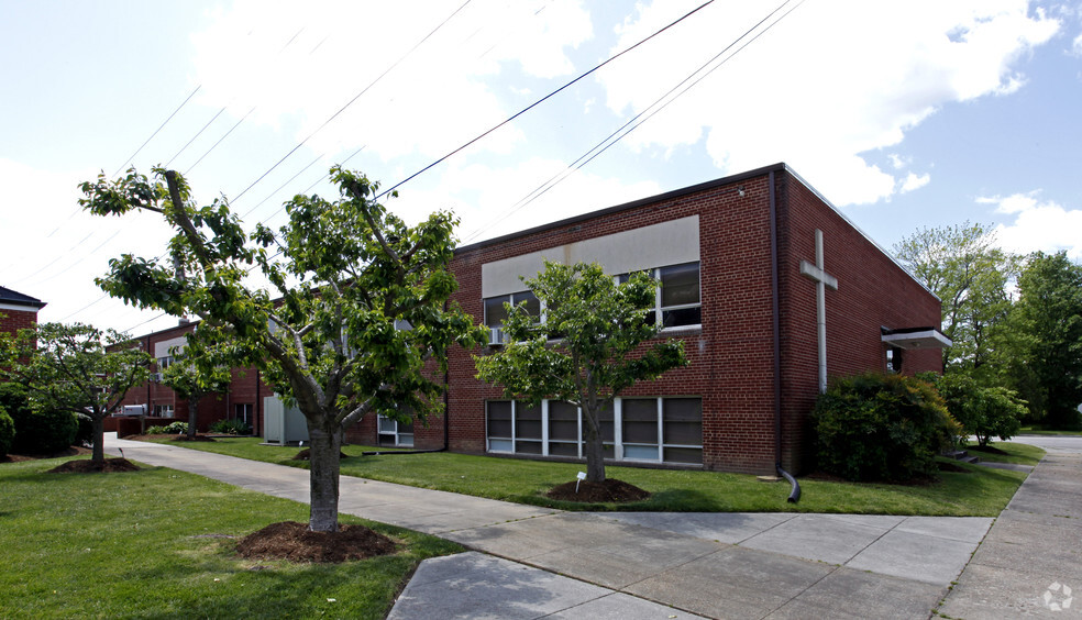 510 W Poythress St, Hopewell, VA à louer - Photo de l’immeuble – Image 2 sur 15