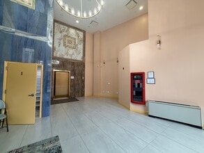 306 Powers St, Brooklyn, NY à louer Photo intérieure– Image 2 sur 11