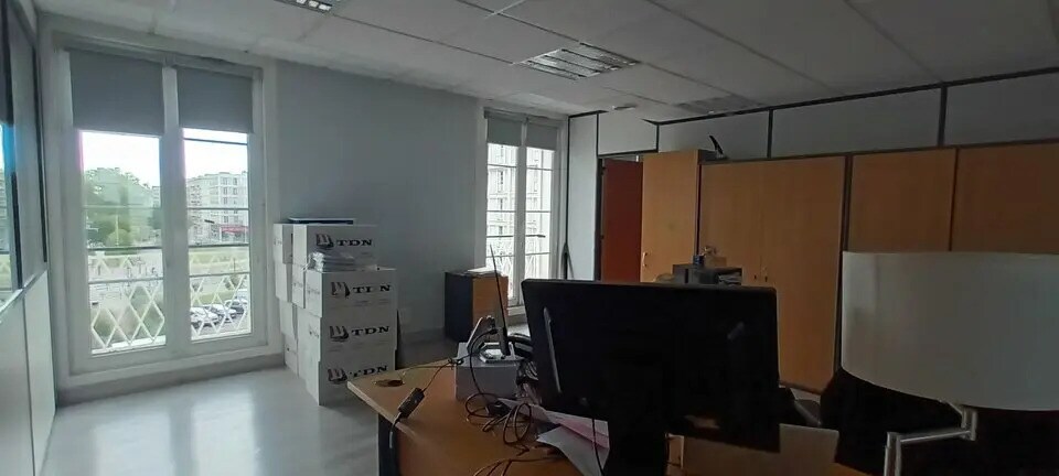 Bureau dans Le Havre à louer - Photo de l’immeuble – Image 2 sur 5