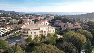 Bormes-les-Mimosas - VUE AÉRIENNE vue de carte