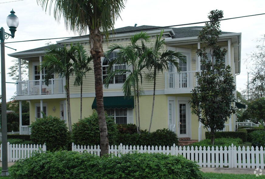 150 N Swinton Ave, Delray Beach, FL à louer - Photo de l’immeuble – Image 2 sur 17