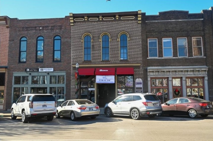 105 N Maple St, Murfreesboro, TN à louer - Photo de l’immeuble – Image 1 sur 4