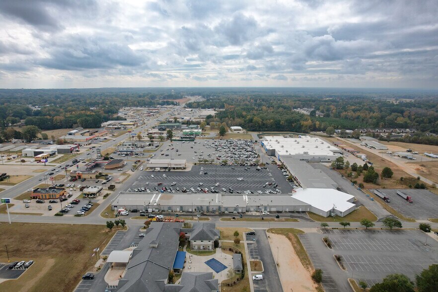 101-200 N Park Dr, Monticello, AR à louer - Photo de l’immeuble – Image 2 sur 5