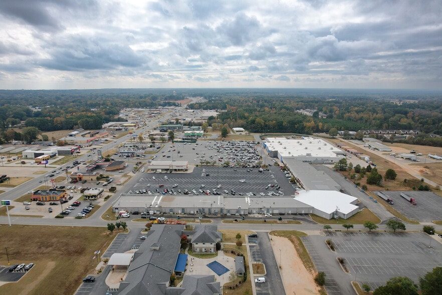 101-200 N Park Dr, Monticello, AR à louer - Photo principale – Image 2 sur 5