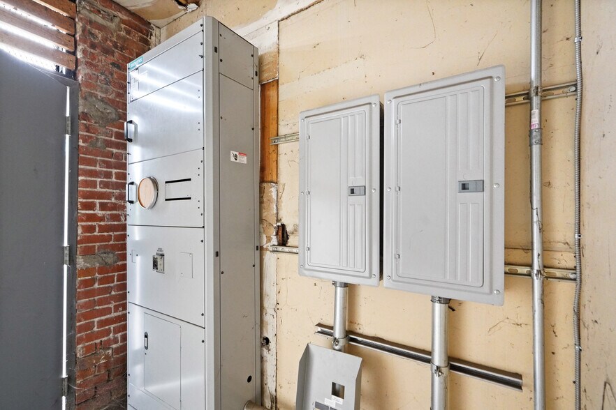 741 E Compton Blvd, Compton, CA à louer - Photo intérieure – Image 3 sur 18