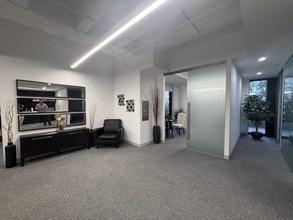 725 Fifth Ave, New York, NY à louer Photo intérieure– Image 2 sur 6