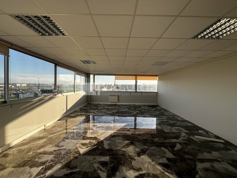 350 Rue De Bourgogne, Crêches-sur-Saône à louer - Photo intérieure – Image 3 sur 11