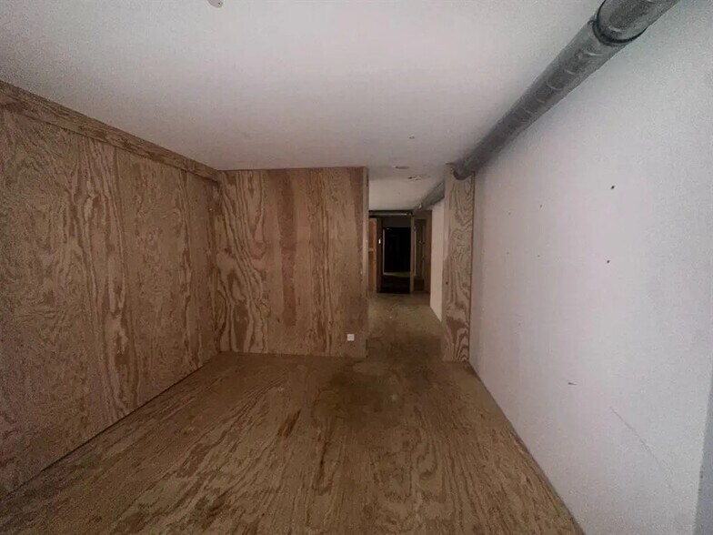 Local commercial dans Paris à louer - Photo intérieure – Image 3 sur 5