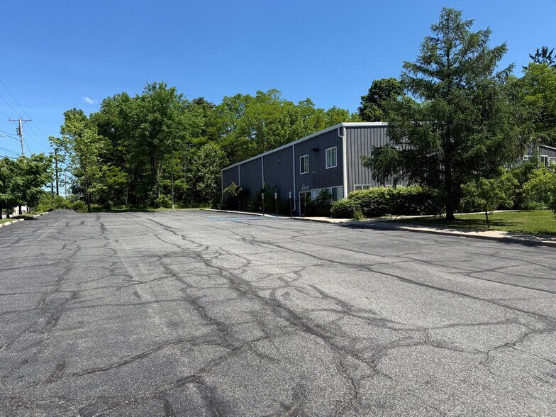 2430 NY-32, New Windsor, NY à louer - Photo de l’immeuble – Image 3 sur 11
