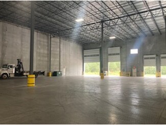 Plus de détails pour 11511 N Lakeridge Pky, Ashland, VA - Industriel/Logistique à louer