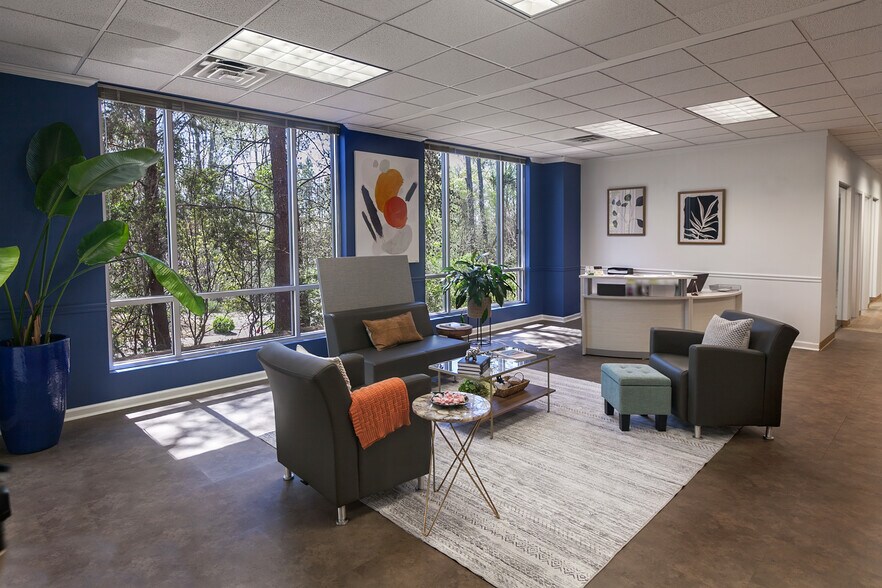 675 Mansell Rd, Roswell, GA à louer - Photo intérieure – Image 1 sur 21