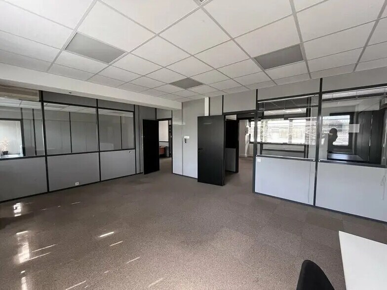 Bureau dans Villeneuve-Loubet à louer - Photo intérieure – Image 3 sur 7