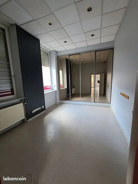 Local commercial dans Forbach à louer - Photo de l’immeuble – Image 2 sur 4