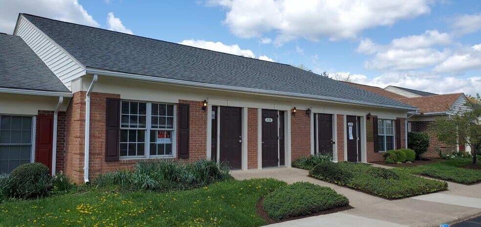 400-440 Hospital Dr, Warrenton, VA à vendre - Photo de l’immeuble – Image 1 sur 8
