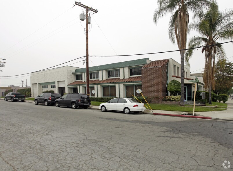 800 S Date Ave, Alhambra, CA à louer - Photo principale – Image 1 sur 3
