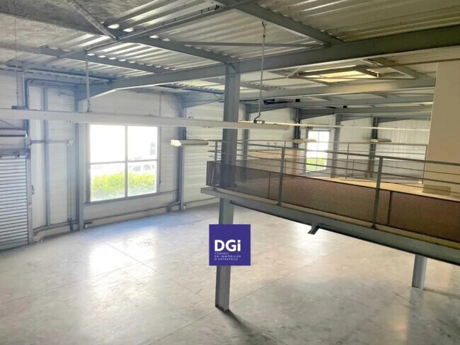 Plus de détails pour Local commercial à vendre