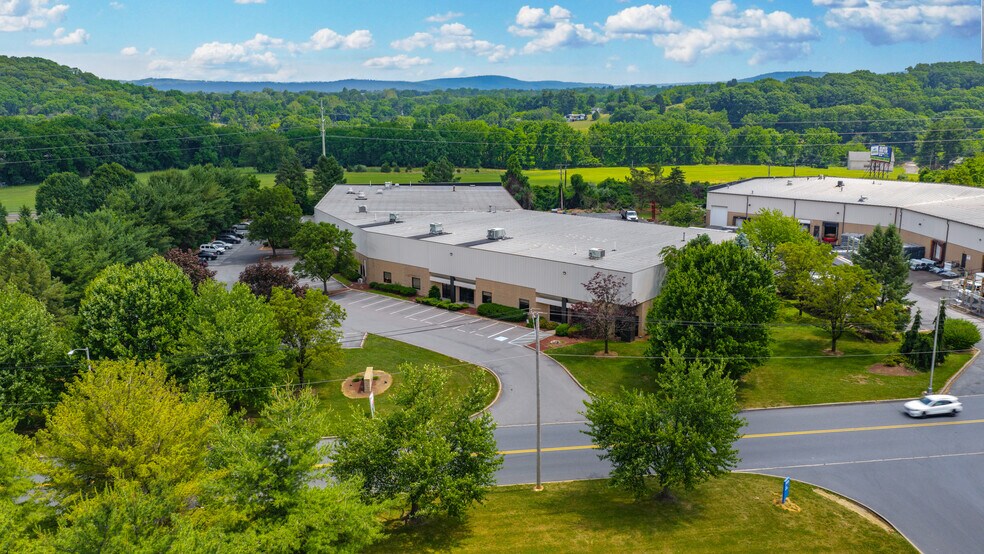 2020 Highland Ave, Bethlehem, PA à louer - Photo de l’immeuble – Image 3 sur 29