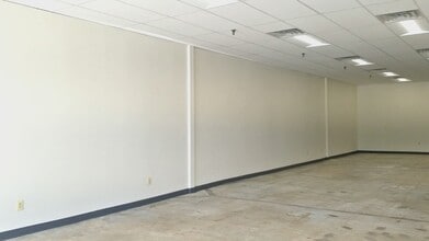 Us Highway 206, Raritan, NJ à louer - Vidéo sur l’annonce professionnelle 