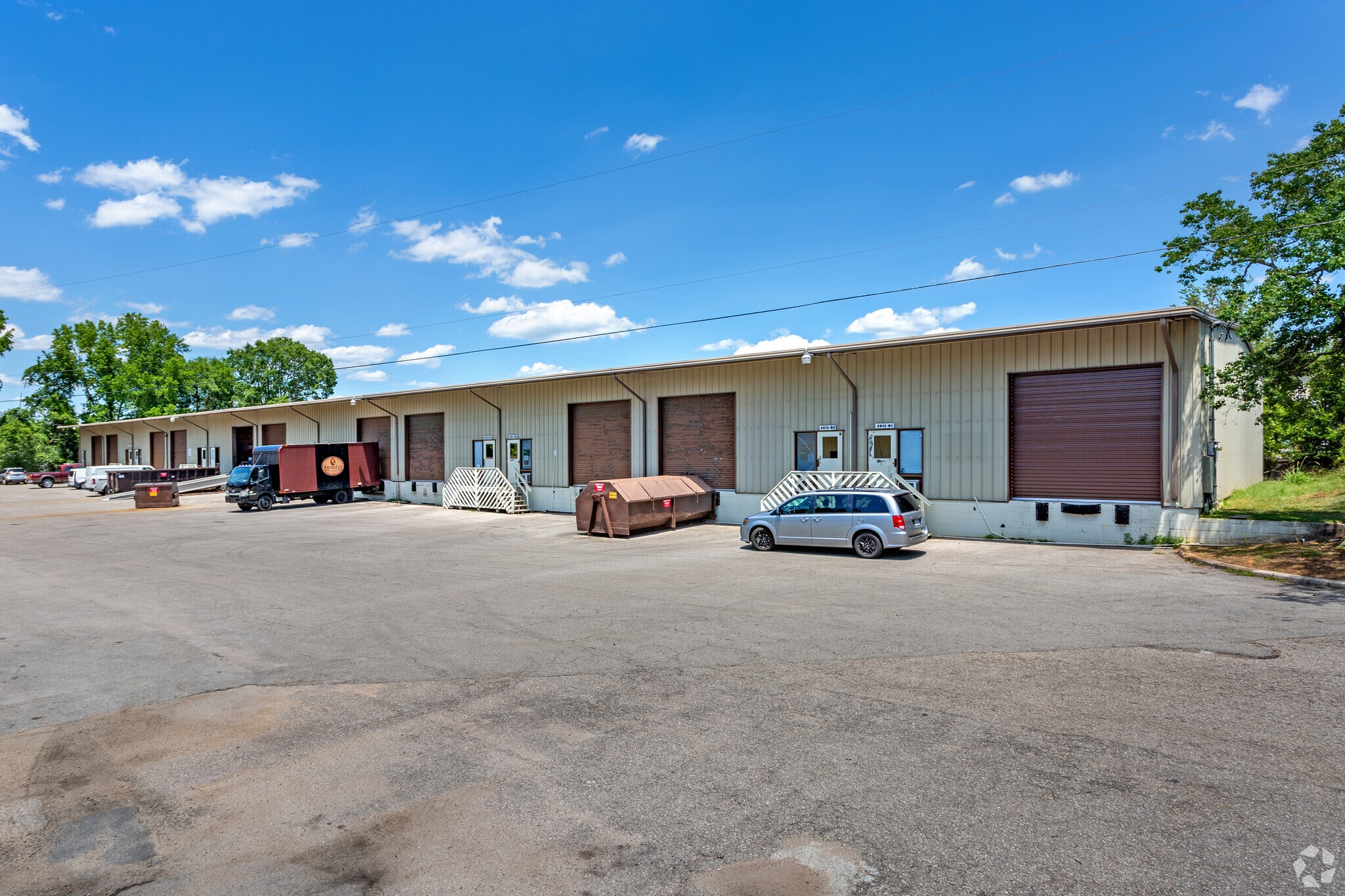 2813 Industrial Plaza Dr, Tallahassee, FL à louer Photo principale– Image 1 sur 7