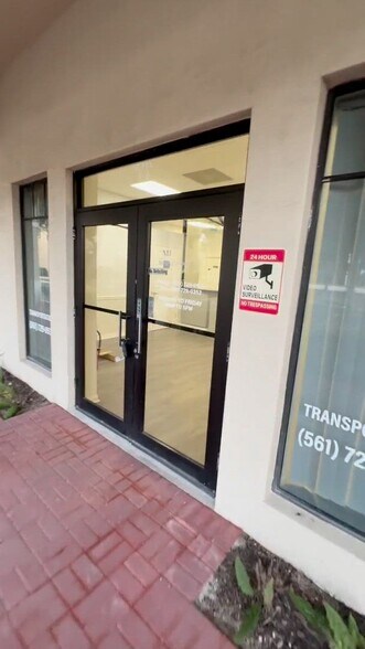 7721 N Military Trl, West Palm Beach, FL à louer - Vidéo sur l’annonce professionnelle – Image 2 sur 11
