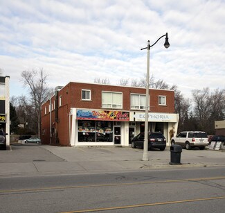 Plus de détails pour 2307-2309 Lakeshore Rd W, Oakville, ON - Local commercial à vendre