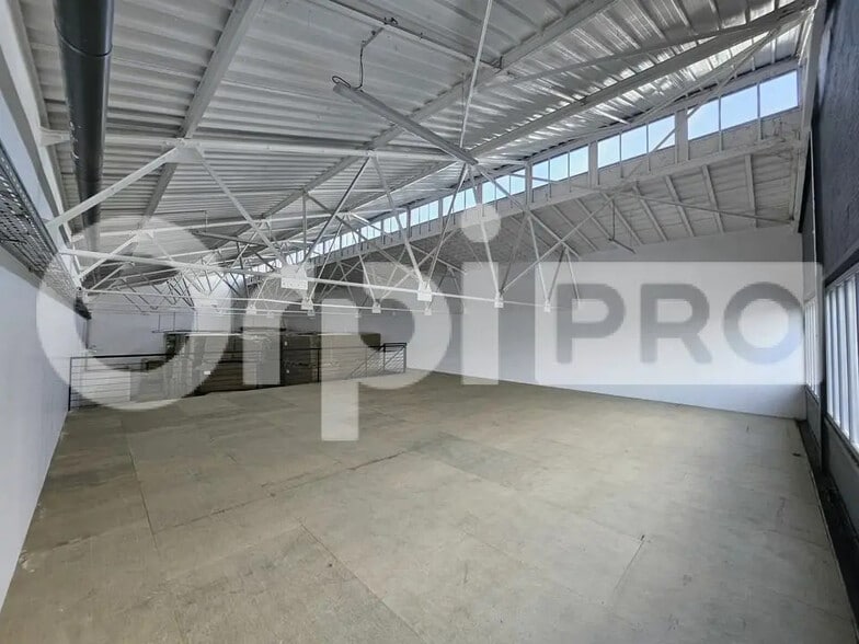 Local d’activités dans Reims à louer - Photo intérieure – Image 3 sur 6