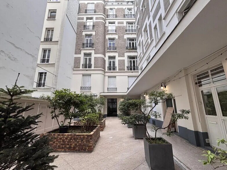 46 Avenue Des Ternes, Paris à louer - Photo de l’immeuble – Image 3 sur 13