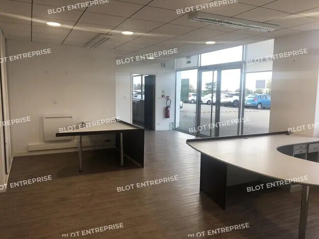 Plus de détails pour Bureau à louer